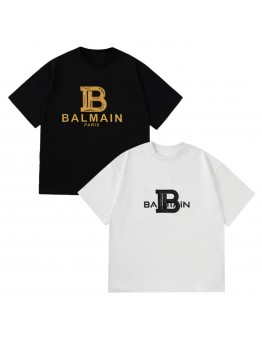 BALENCIAGA Summer Sports-Inspired T-Shirt Classic lettering design Relaxed, casual fit Couple's matching styles Available in men's and women's sizes