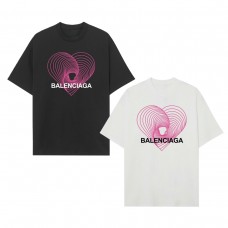 BALENClAGA Men's T-Shirt Heart design paired with lettering Stylish short sleeves Perfect for couples Round neck for comfort