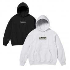 Supreme Classic Box Logo Hoodie – Relaxed Fit & Plush Cozy Fabric (Black/white)