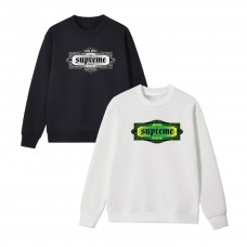 Supreme Vintage Badge Graphic Crewneck – Relaxed Fit & Ultra-Soft Fabric (Black/White)