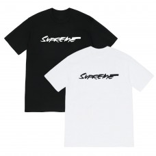 Supreme Streetwear T-Shirt Black and white lettering print Relaxed fit for comfort Stylish silhouette Unisex couple's style